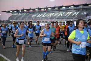 BIB: 5246, 009
                            <button type="button" onclick="openModal(10461977)" class="btn btn-primary btn-sm float-right btn-popup" data-toggle="modal" data-target=".modal-high-quality">
                        <i class="fas fa-shopping-cart"></i> Add to Cart
                    </button>
                                            <button type="button" onclick="isThisMe(10461977, true)" class="btn btn-success btn-sm float-right btn-popup btn-isme hidden" data-toggle="tooltip" data-placement="bottom" title="นี่คือรูปของคุณใช่ไหม คลิกที่นี่เพื่อเอาเข้าอัลบั้ม">
                        <i class="fas fa-plus"></i> Add to album
                    </button>
                    <button type="button" onclick="isThisMe(10461977, false)" class="btn btn-warning btn-sm float-right btn-popup btn-isnotme hidden">
                        <i class="fas fa-ban"></i> Remove from album
                    </button>